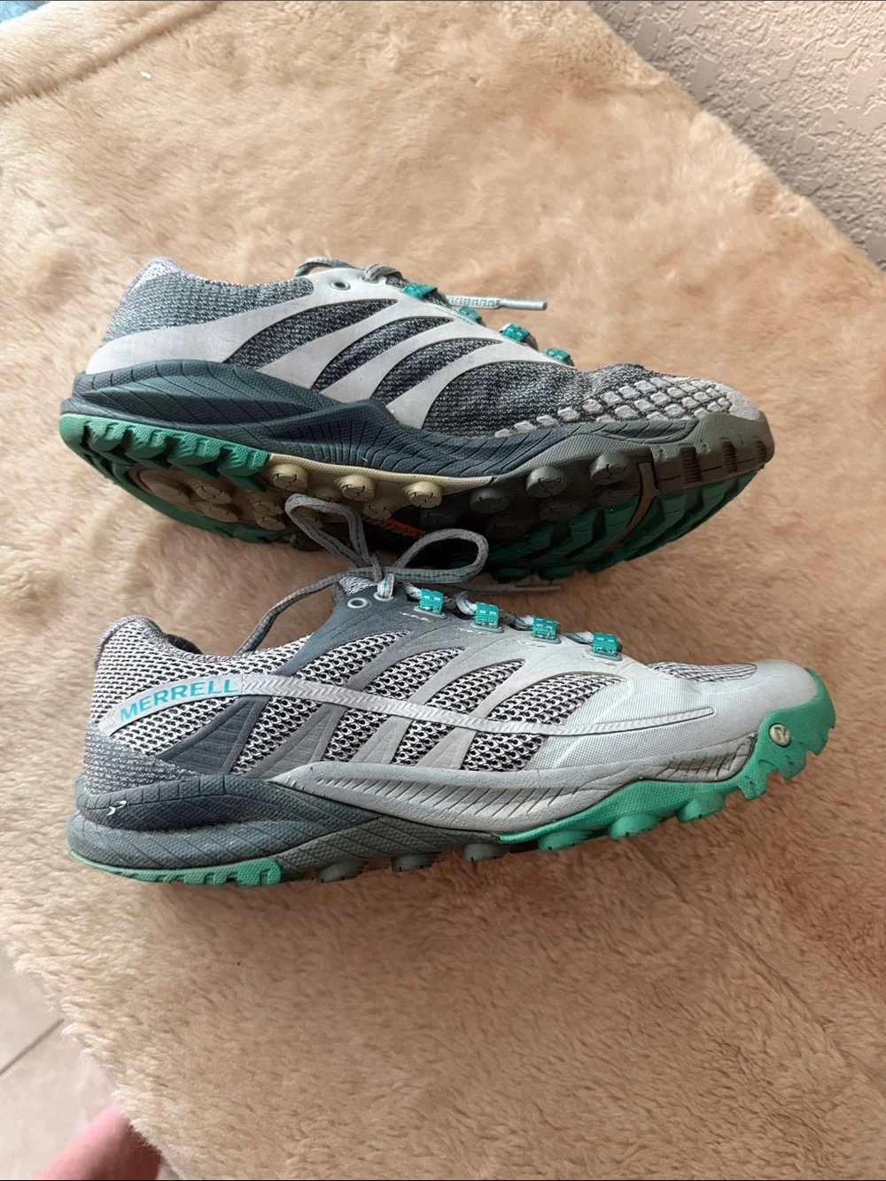 Merrell tennis shoes 3711